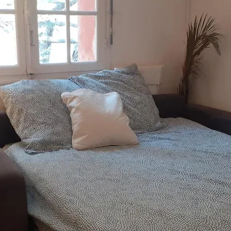 Superbe Avec Place De Parking Acces Direct A La De Renecros A Pied Linge De Lit, Serviettes De Bain Et Menage De Fin De Sejour Inclus Apartament
